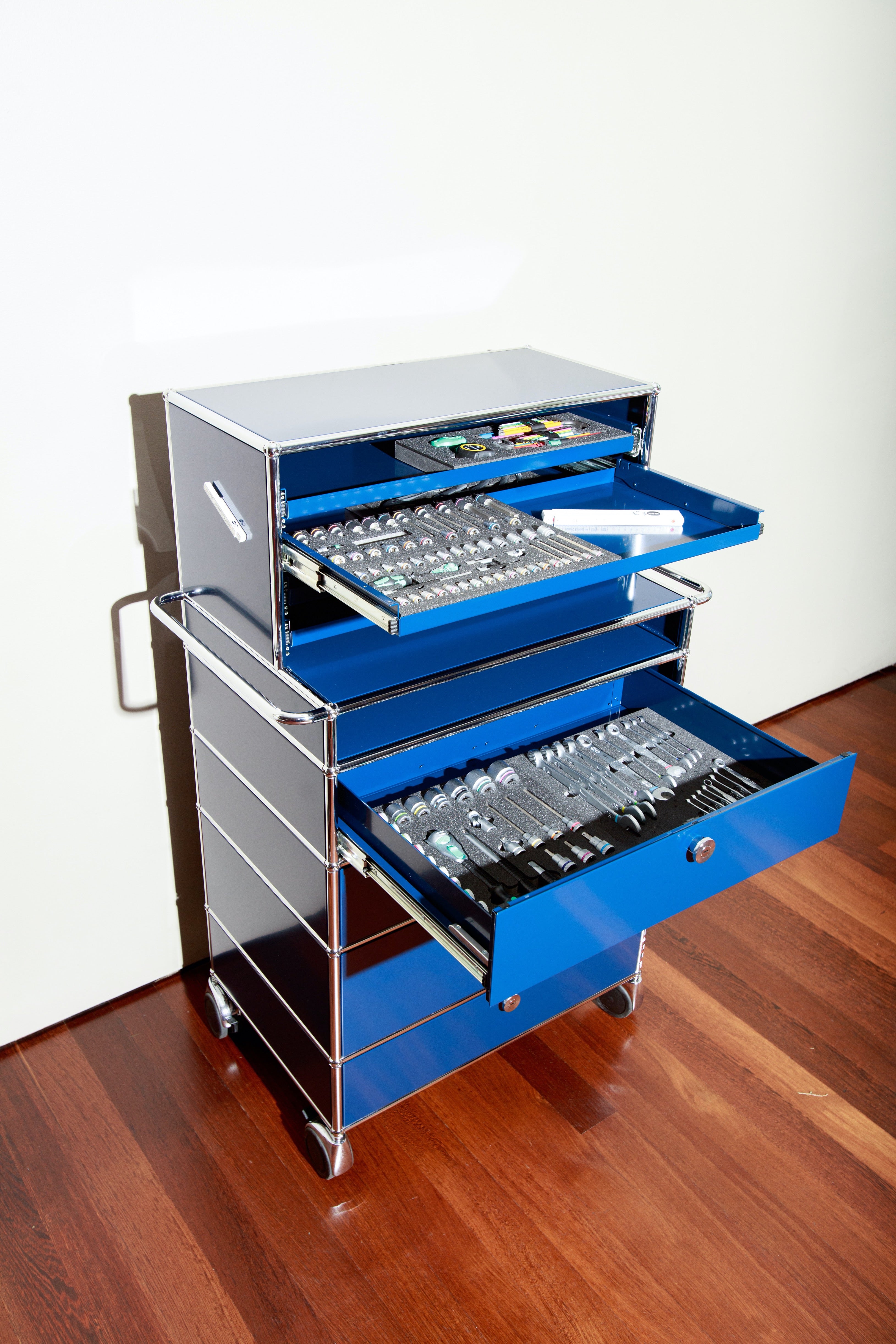 USM Mechanic Tool Kit - View 5